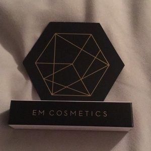 EM COSMETICS Rose Nude sample